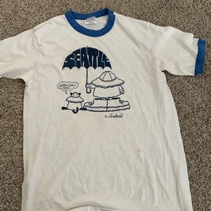 Size medium vintage t shirt SEATTLE